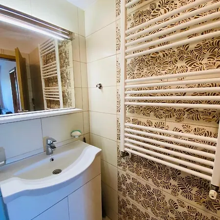 Miraj Deluxe Mamaia
