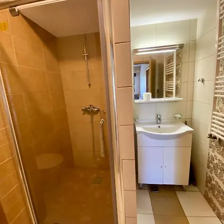 Miraj Deluxe Apartment Mamaia