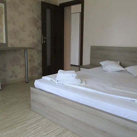 Miraj Deluxe * Mamaia