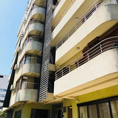 Miraj Deluxe Apartment *