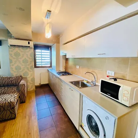 Miraj Deluxe * Mamaia